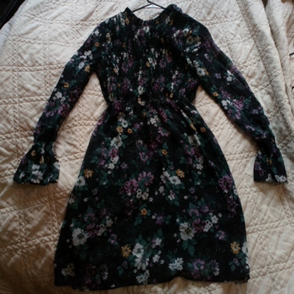 Ruffle neck and sleeve floral dress